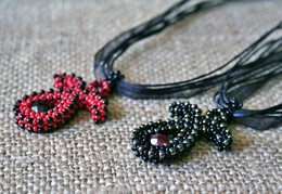 Kis liliom med�lok