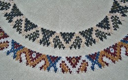 Nyak�k, Cserbel, Hunyad vm.