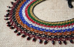 S�rk�zi keresztbe f�z�tt gall�r